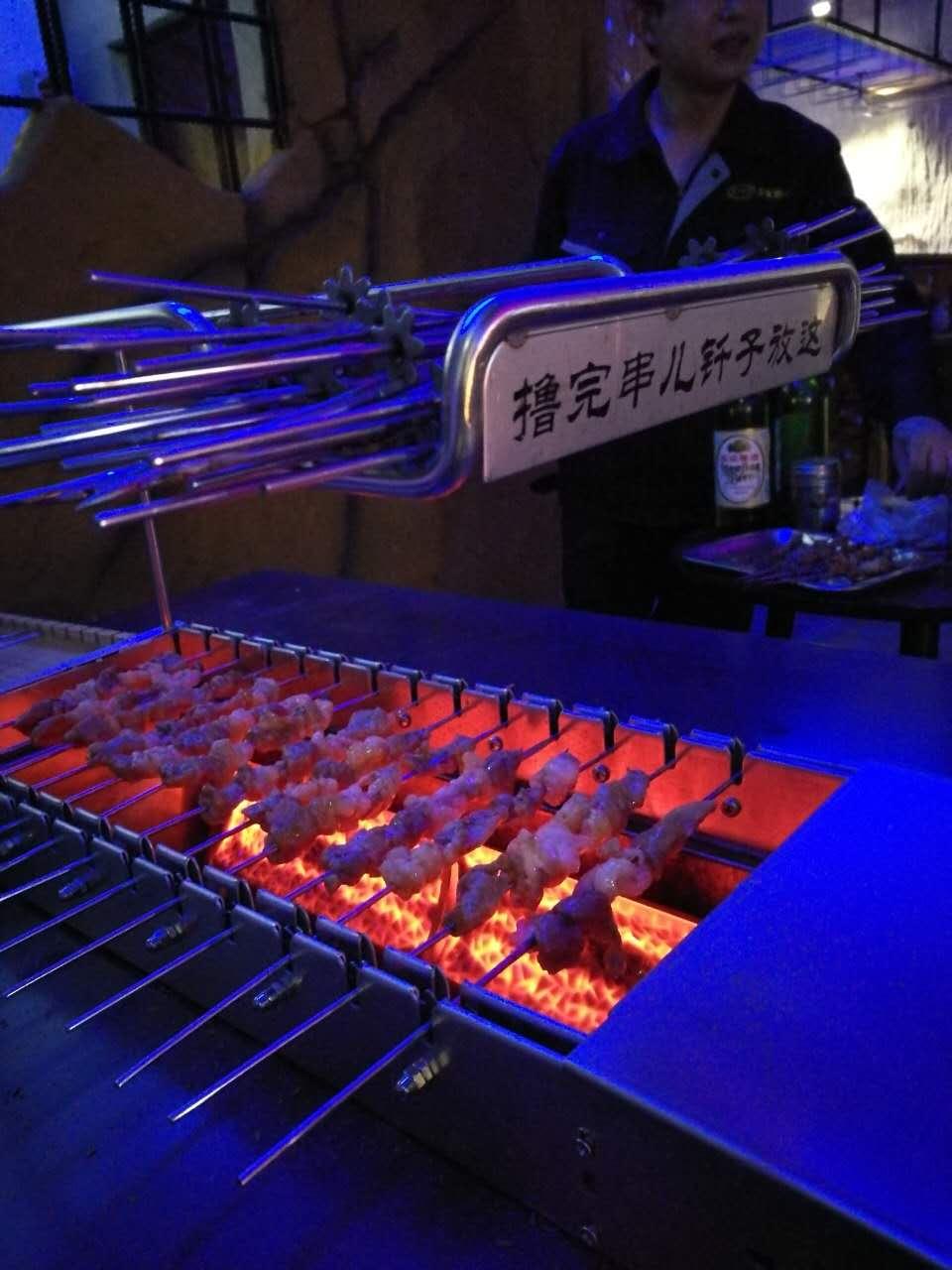 自動烤串機(jī),自動燒烤機(jī),自動烤串機(jī)設(shè)備,