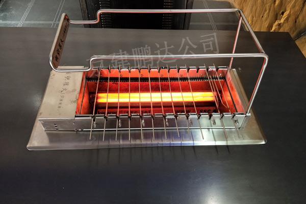 為啥我極力推薦你使用全自動翻轉燒烤機烤串?